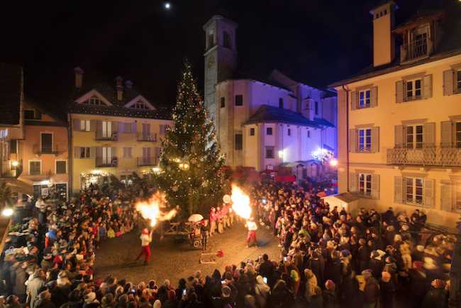 2 Santa Mercatini Natale 2019 0852 HR