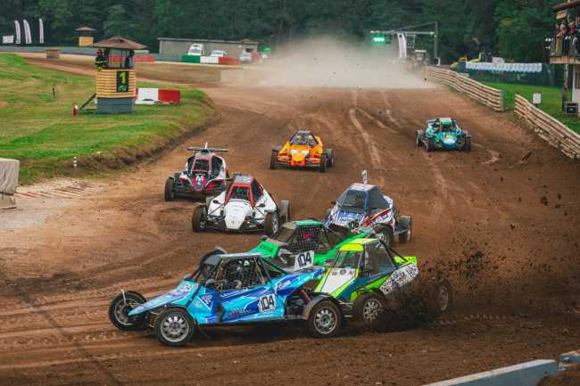 796fe943 c085 995e a111 7f1cd8004351