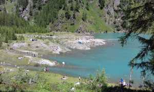 Lago di Cheggio antrona estate turisti