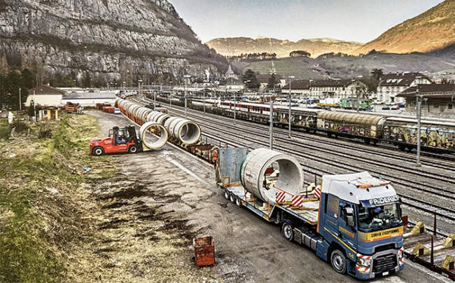 camion tubi svizzera