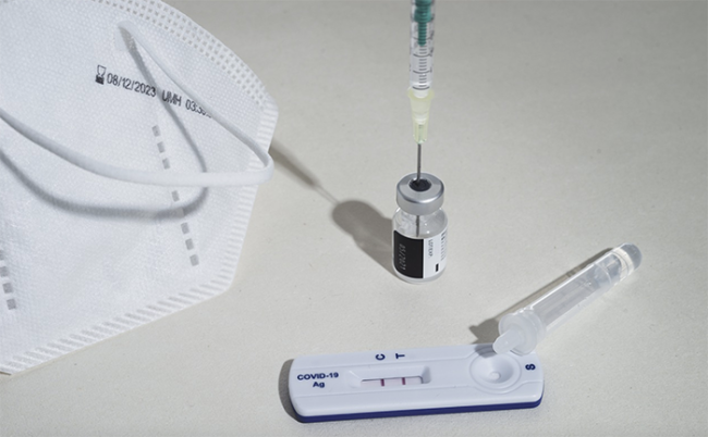 covid siringa test mascherina