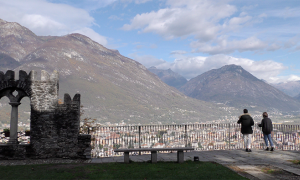 domo vista da calvario balcone coppia