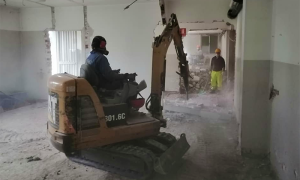 lavori premosello covid ruspa