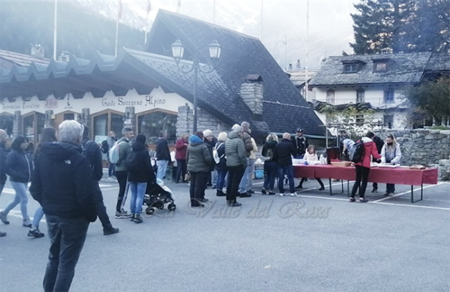 macugnaga castagnata piazza