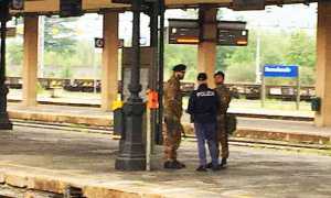 polizia militari stazione binari