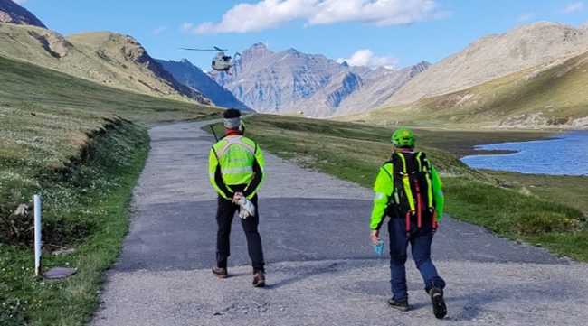 soccorso lago elicottero montagna