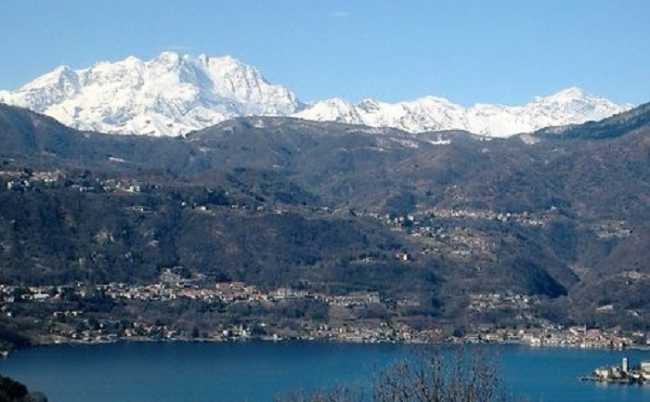 lago orta panorama