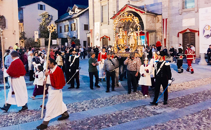 Domo: lunedì la Festa Patronale. Sabato Messa e cena per i rinnovi del matrimonio. Videointervista 