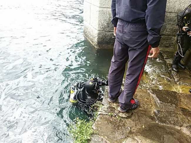 ritrovamento sub cernobbio