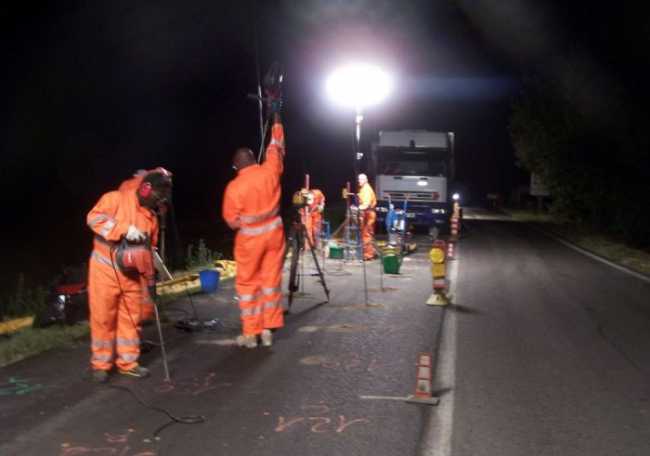 ss34 semaforo notturno