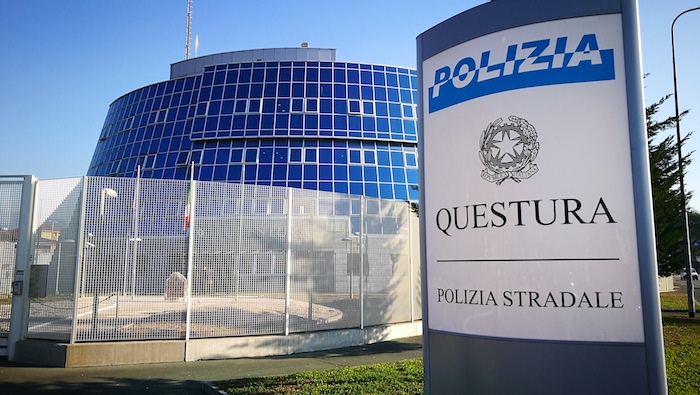 Propaganda e istigazione al razzismo, un indagato nel Vco