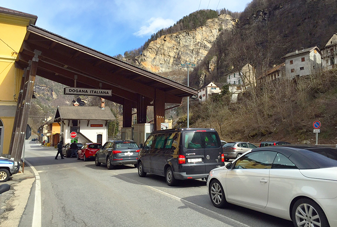 Frontiere, Montani presenta una interrogazione parlamentare per sollecitare l'apertura dei valichi con la Svizzera