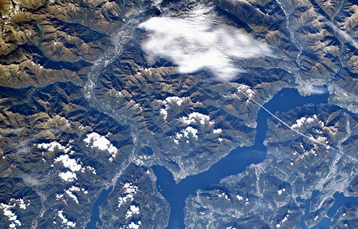 Foto da 3 mila metri di tutte le montagne tra Ticino e Ossola per ritrovare il parapendista disperso con un software