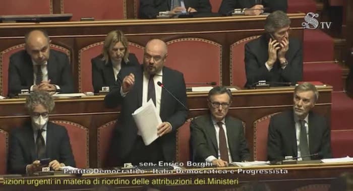 Telelavoro frontalieri: c'è bozza di accordo, ma non c'è tempo da perdere