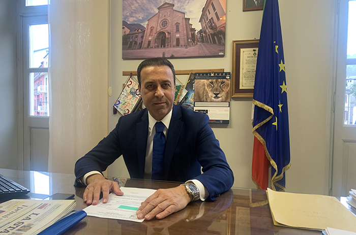 No alla tassa sulla salute e ristorni garantiti, l'odg di Pizzi sui frontalieri