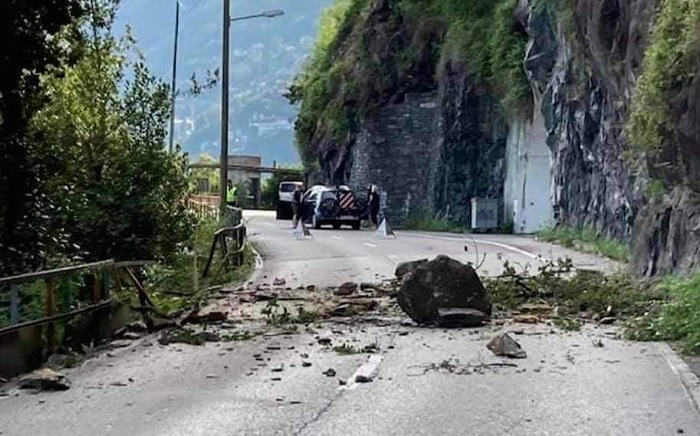 Ancora disagi sulla strada dei frontalieri. Forse oggi la riapertura al traffico