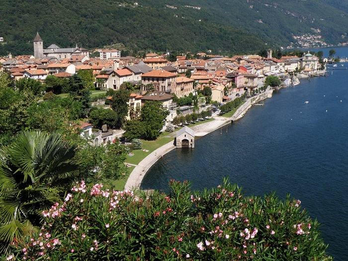 A Cannobio va in scena “Gli Insospettabili” di Riccardo Zonca