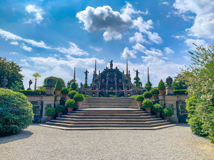 Louis Vuitton sceglie l'Isola Bella per la collezione 2024